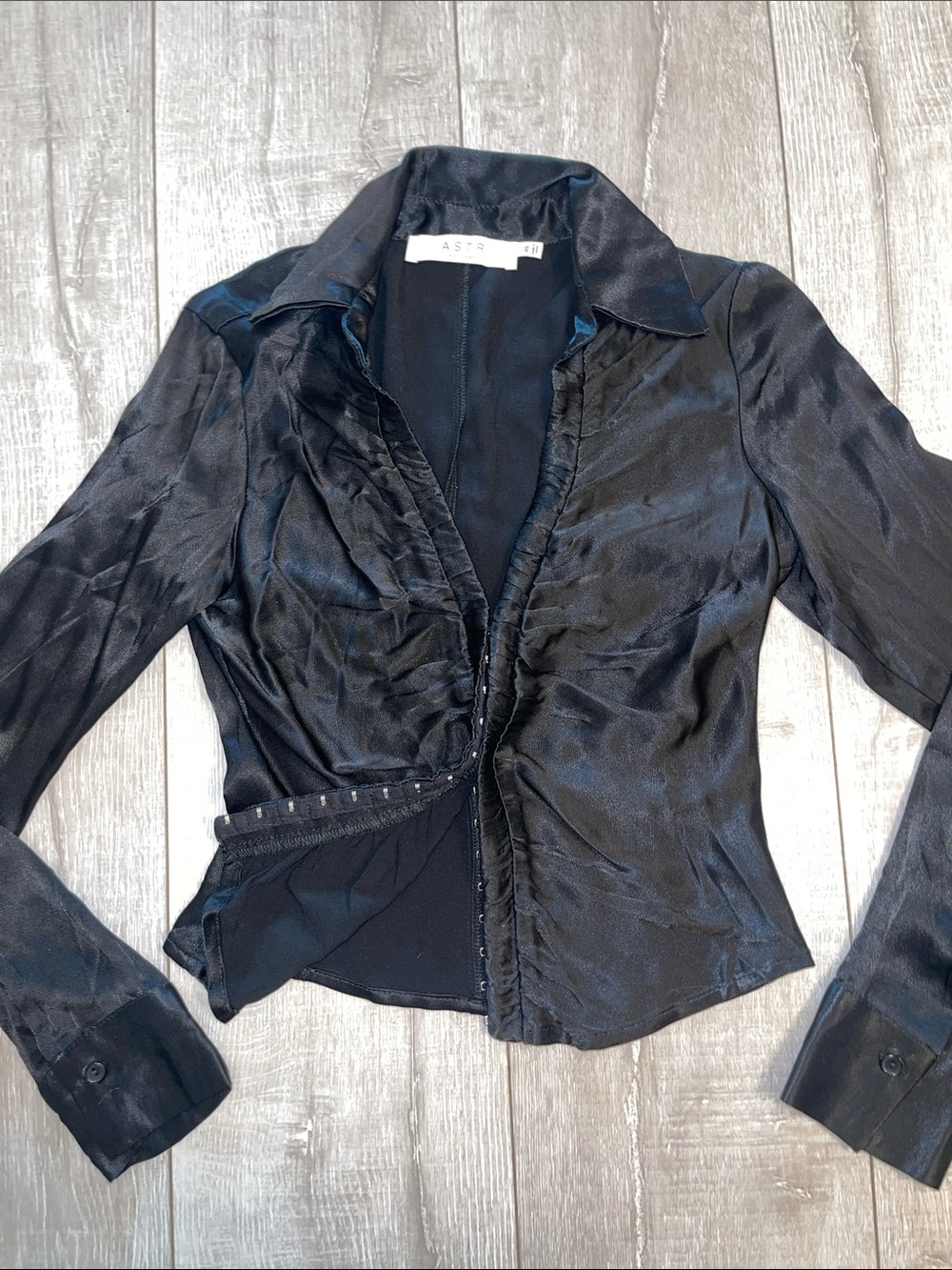 ASTR Silk Black Corset Button Front Blouse XS- never worn! - Picture 3 of 6